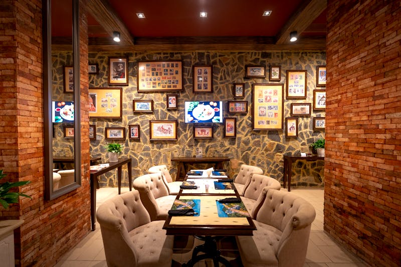Restaurant interior at Anthony's coal fired pizza Wayne NJ